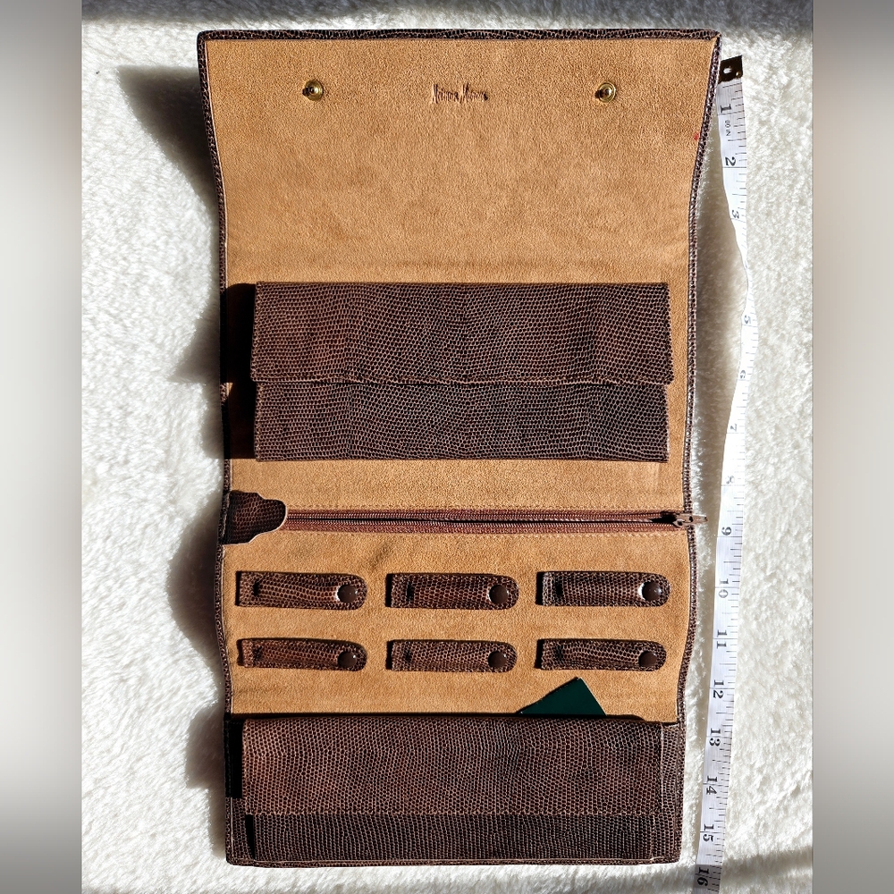 Neiman Marcus Gigliodoro Fiocchi Italy Leather Travel Jewerly Case GUC